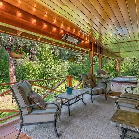 Bjork Creek Cabin